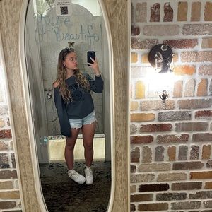 Meet your Posher, Noa